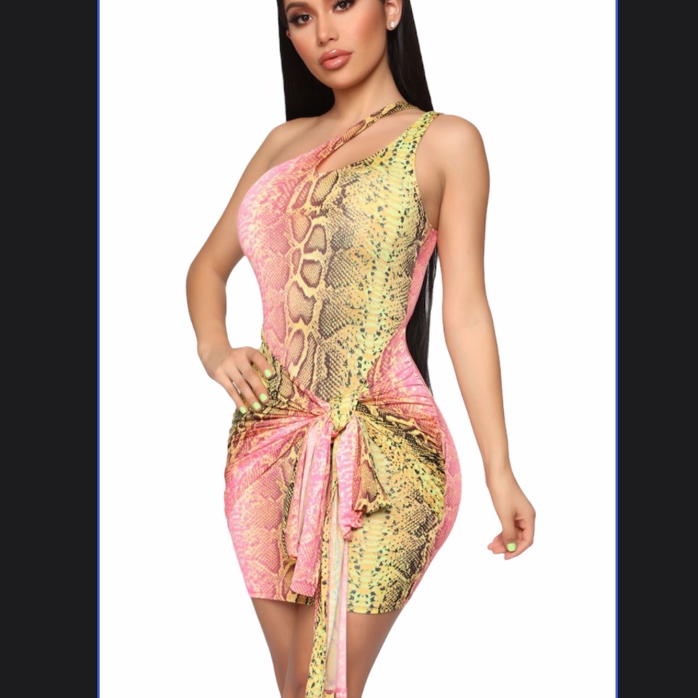 FASHION NOVA one shoulder snake skin dress size S